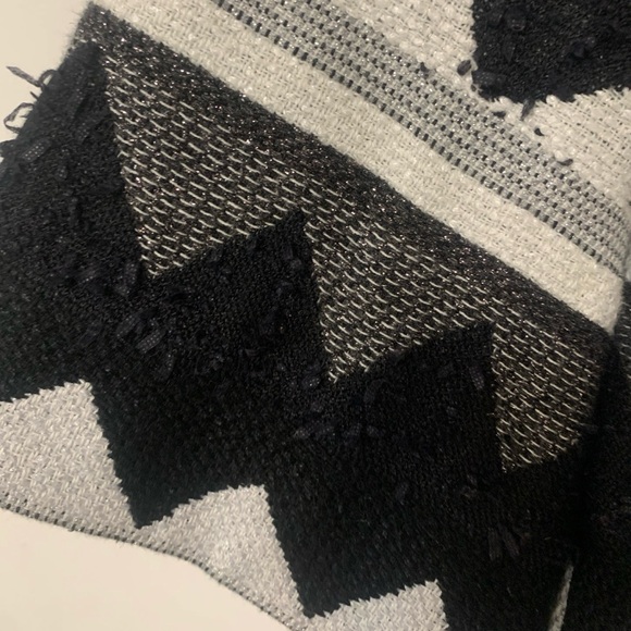 Yigal Azrouel Size 4 Textured 3D Knit Cropped Zip Front Jacket - Picture 4 of 7